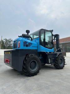 Carretilla elevadora articulada de combustión interna 4x4 de 3,5 T con altura de elevación de 3m para construcción y Lumberyard 1 año de garantía - Product Image 4