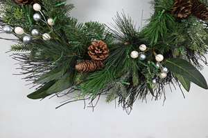 พวงหรีดลูกพินเทียมสำหรับประตูหน้าพวงหรีดคริสต์มาสตกแต่งบ้าน - Product Image 4