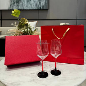 Ensemble de verres à vin en cristal blanc élégant et luxueux avec pied long, compatible lave-vaisselle, écologique, coffret cadeau, deux pièces, comprend un sac à main - Product Image 1