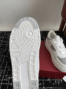 Baskets blanches à plateforme pour femmes, avec bordure cloutée, à lacets, style décontracté urbain - Product Image 6