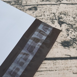 Bolsas <span class=keywords><strong>de</strong></span> Envío Autoadhesivas Blancas Gruesas Personalizadas en Rollo, Embalaje <span class=keywords><strong>de</strong></span> Paquetes Vintage, Bolsas <span class=keywords><strong>de</strong></span> Polietileno Resistentes, Impermeables, para Envíos Express - Product Image 5
