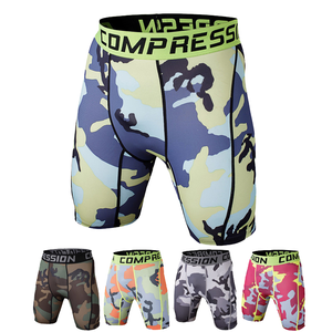 Shorts de sport pour hommes à imprimé camouflage, séchage rapide, anti-humidité, avec cordon de serrage, design tricoté décontracté, vente en gros - Product Image 4