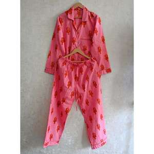 Ensemble de pyjama en coton imprimé pour femmes, doux, confortable, respirant, vêtements de nuit décontractés, vêtements de détente à la maison, élégant, deux pièces - Product Image 3