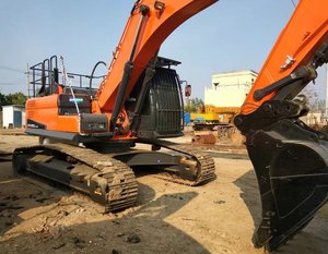 Excavadora Doosan Dx300 Ecológica, de Larga Duración, Gran Capacidad de Combustible, Súper Estabilidad, Excavadora de Tipo Oruga en Venta - Product Image 4