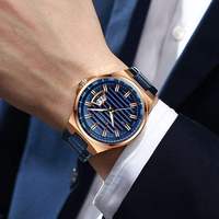 Montre CURREN 8375 en stock, acier inoxydable, cadran bleu, analogique, quartz, fabrication chinoise, affichage de la date, aiguilles luminescentes, montres pour hommes