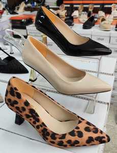 Chaussures à talons classiques pour femmes, 7 cm, pointures 36-40, fabriquées en Turquie - Product Image 3