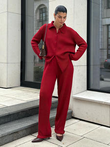 2025 осенне-зимний Трикотажный костюм для отдыха с длинным рукавом на пуговицах, дышащий свободный крой для Европы, США - Product Image 5