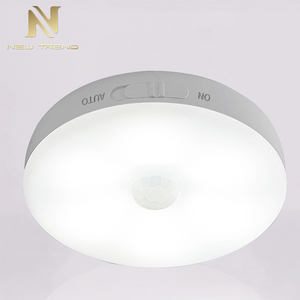 Moderno stile di ricarica usb portatile sensore di movimento ha condotto la luce di notte per i bambini - Product Image 2