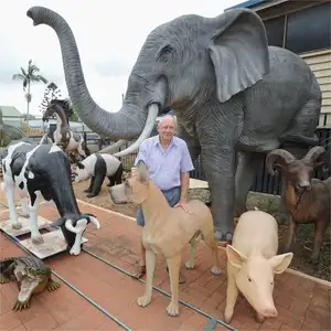 In fibra di vetro statuetta in resina Anime decorazione per feste con oggetti di scena grande statua di elefante a grandezza naturale scultura di mucca del cervo