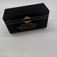 Kotak Kemasan Parfum Beludru Hitam Berkualitas Tinggi dengan Pelat 3D dan Kunci Emas