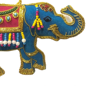 Adorno navideño de elefante hecho a mano con cuentas y bordados, a menudo utilizado como decoración festiva para el hogar, colgante, precio al por mayor. - Product Image 1