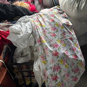 Vente directe usine : Balles de draps de lit et housses de <span class=keywords><strong>couette</strong></span> usagés de qualité supérieure, colorés, styles variés, provenance usine chinoise, articles de seconde main - Product Image 2