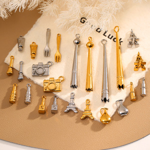 Amuletos con Iconos Cotidianos |   Colgantes Miniatura de Acero Inoxidable con Baño de Oro PVD de 18K para la Creación de Joyas |   Impermeable, Hipoalergénico - Product Image 2