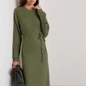 Vestido de Suéter Bohemio Personalizado para Mujer con Cuello Redondo, Mangas Largas, Diseño Sólido, Tejido Transpirable, Cinturón Tejido, Lavable - Product Image 2