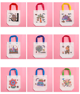 Niños para colorear fiesta reutilizable Goodie DIY pintura Graffiti bolsa no tejida Material ecológico DIY Kit de artesanía hecha a mano para niños - Product Image 6