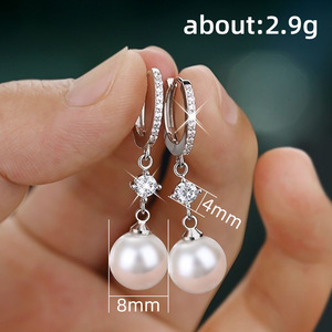 Pendientes de Perlas para Mujer, Joyería de Moda con Piedras Brillantes - Product Image 4