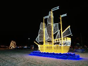 Waterproof 3d Sailboat Led Decorative <b>Lights</b> <b>For</b> <b>Outdoor</b> Christmas Markets Winter Celebrations And Coastal Holiday Displays - Product Image 1