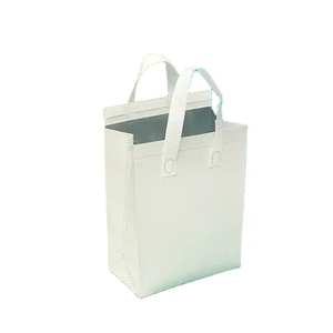 Sac isotherme non tissé personnalisé avec logo, sac en film d'aluminium, sac de courses non tissé pour livraison à emporter - Product Image 1