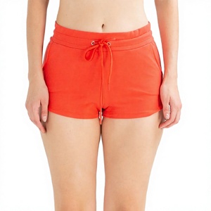 Shorts chauds pour femmes à taille haute en tissu respirant - à porter avec des cardigans et des crop tops pour des tenues décontractées et élégantes en soirée OEM - Product Image 2