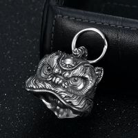 Clochette de protection vintage en acier inoxydable, motif lion chinois, pour motard, cadeau porte-bonheur
