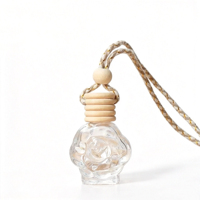 Bouteille vide de luxe en forme de fleur de 11,5 ml pour diffuseur de parfum de voiture, avec bouchon à vis en bois, vente en gros