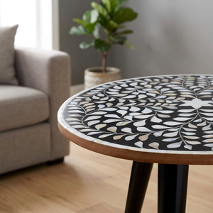 Tabouret rond en nacre incrustée fait main avec pieds noirs à prix très avantageux par United Trade World - Product Image 4