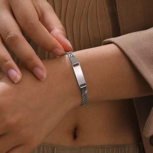 All'ingrosso braccialetto di moda semplice personalizzato inciso in oro placcato in acciaio inossidabile in bianco braccialetti di fascino per le donne alla moda regalo - Product Image 2