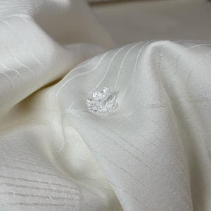 Edredón de Seda Jacquard Blanco con Ácido Hialurónico 500TC y Lyocell, Ligero para Verano, Apto para Aire Acondicionado, Doble, para Primavera y Otoño - Product Image 2