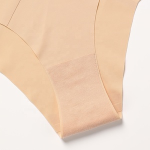 Sharicca 7 Couleurs Culotte Femme Sans Couture en Soie Glacée Taille Haute Ondulée Bikini - Product Image 4