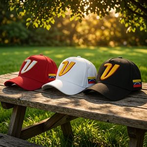 Gorras de Béisbol Premium de Venezuela, Logotipo Bordado en 3D Personalizado, Diseño de 5 Paneles, Patrón de Letras en Sarga Deportiva, Unisex para Adultos - Product Image 2