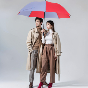 Parapluie de golf automatique robuste et durable de grande taille (62/68/72 pouces) rouge et blanc avec impression de logo sur le sac de golf - Product Image 6