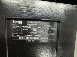 Reductor de Engranajes Helicoidales Cónicos GST09-2NVBR-1H Original, Relación 7.817, Acero, Torque de Salida 48 Nm, Potencia de Entrada 1.5 kW, Motor AC para Automatización - Product Image 2