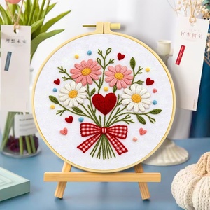 Kit de Punto de Cruz para Principiantes, Decoración del Hogar Hecha a Mano y Ecológica con Bordado de Flores, 20*20cm, Color Blanco - Product Image 1