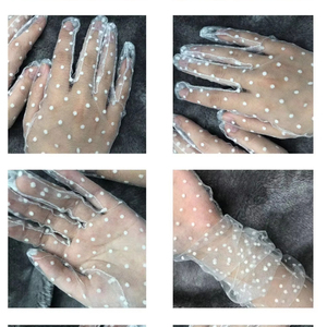 Vente chaude usine : Gants longs en dentelle à pois pour femme, élégants, en tulle extensible semi-transparent, mitaines à doigts complets pour mariée et mariage - Product Image 1