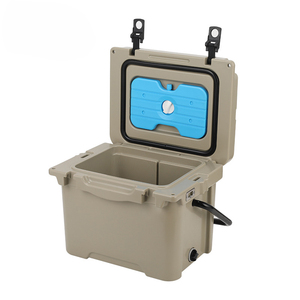 กล่องเก็บความเย็นแบบพกพา 17QT ผลิตจากพลาสติก LLDPE แบบ Rotomolded เป็นมิตรกับสิ่งแวดล้อม ใช้ซ้ำได้ พร้อมฉนวนกันความร้อน สำหรับใส่คอมเพรสเซอร์ เก้าอี้ แคมป์ปิ้ง ชายหาด อาหาร และกระป๋อง - Product Image 1