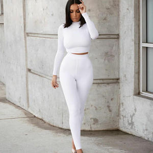 Conjunto de 2 Piezas de Camiseta de Manga Larga y Leggings Casuales con Logotipo Personalizado para Mujer, de Poliéster/Algodón, para Hacer Ejercicio - Product Image 3