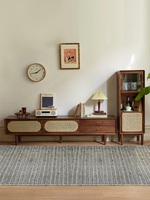 Mueble de TV Moderno de Mediados de Siglo, Madera Sólida con Panel de Mimbre, Almacenamiento, Mueble para Sala de Estar, Diseño de Montaje en Suelo