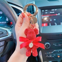 Porte-clés de voiture en vinyle Ours Violent de taille moyenne, entièrement orné de strass, avec lettre créative et grande boucle, pendentif de sac, figurine pour femme LX1040