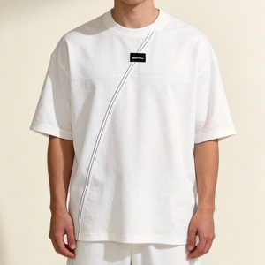 เสื้อยืดทรงหลวมแบบดรอปโชว์เดอร์ หนัก 300 กรัม ผ้าฝ้ายคุณภาพสูง ปักลาย เสื้อยืดโอเวอร์ไซส์ ดีไซน์เนอร์ เสื้อลำลองผู้ชาย - Product Image 1