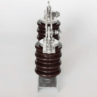 Interrupteur-sectionneur extérieur haute tension 12 kV / 24 kV et 200/400 A/630 A et 50/60 Hz avec disjoncteur-fusible