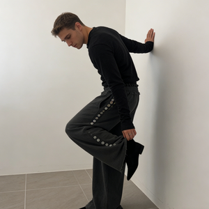 <span class=keywords><strong>Pantaloni</strong></span> da Uomo Trendy <span class=keywords><strong>Grigio</strong></span> <span class=keywords><strong>Scuro</strong></span> con Dettaglio Bottoni Laterali Vita Elastica con Coulisse Gamba Larga Tessuto Morbido Casual Streetwear Quotidiano - Product Image 4