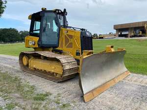 90% nuevo precio bajo de alta calidad Crawler D3 Core Engine D3 incluido Caterpillar Bulldozers Excelente Estado para la venta - Product Image 5