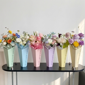 Scatole <span class=keywords><strong>per</strong></span> Confezioni Floreali in 6 Colori Misti, Scatole <span class=keywords><strong>per</strong></span> Fioristi <span class=keywords><strong>per</strong></span> Matrimoni, Compleanni, Lauree, <span class=keywords><strong>San</strong></span> <span class=keywords><strong>Valentino</strong></span> - Product Image 1