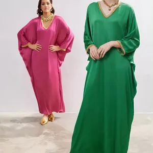 ดูไบ Abaya kaftan สีม่วงสวยงามมุสลิมแบบดั้งเดิม kaftan สีทึบ kaftan โมร็อกโกออกแบบ kaftan