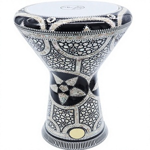 Gawharet El Fan 17.5" con incrustaciones de nácar, círculo negro entrelazado y estrella, Darbuka Doumbek Drum Dumbek Tabla Percusión Egipcia - Product Image 1