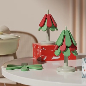 Christmas Tree Shaped Heat-Resistant Silicone Pan Holder Coasters Set Kitchen <b>Trivets</b> Sustainable Food Grade Pad Table Use - Product Image 2