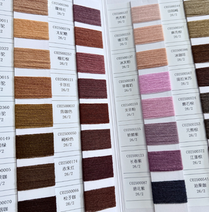 Fil fantaisie en laine mérinos teint écologiquement 26Nm/2 pour machine à tricoter 12G en 343 couleurs pour la confection de pulls tendance - Product Image 4
