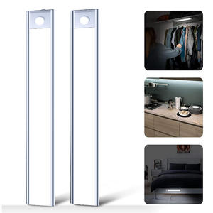 <span class=keywords><strong>Luce</strong></span> <span class=keywords><strong>LED</strong></span> Moderna per <span class=keywords><strong>Armadio</strong></span> 30/40/50/60cm con Sensore di Movimento Ultra Sottile <span class=keywords><strong>Ricaricabile</strong></span> USB Illuminazione Superiore per Cucina Camera da Letto Guardaroba - Product Image 5