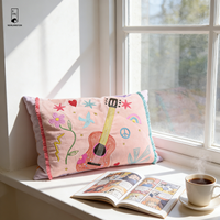 Coussin décoratif en velours rose avec broderie de guitare, signe de paix, franges arc-en-ciel, style hippie, pour canapé
