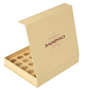Emballages cadeaux en carton biodégradable et recyclable, adaptés aux aliments, boîtes rigides en papier pour chocolat, avec revêtement en feuille d'or UV mat - Product Image 1